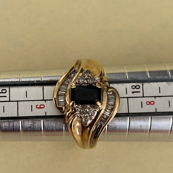 Luxurious Solid 10K Gold Blue Sapphire Natural Baguette Diamonds Ring. - Picture 7 of 9